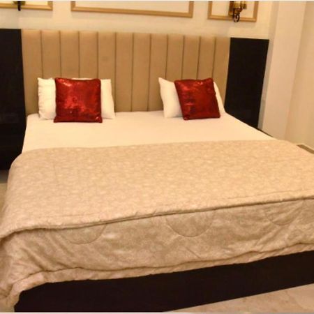 Khas Mahal Homestay Agra  Buitenkant foto