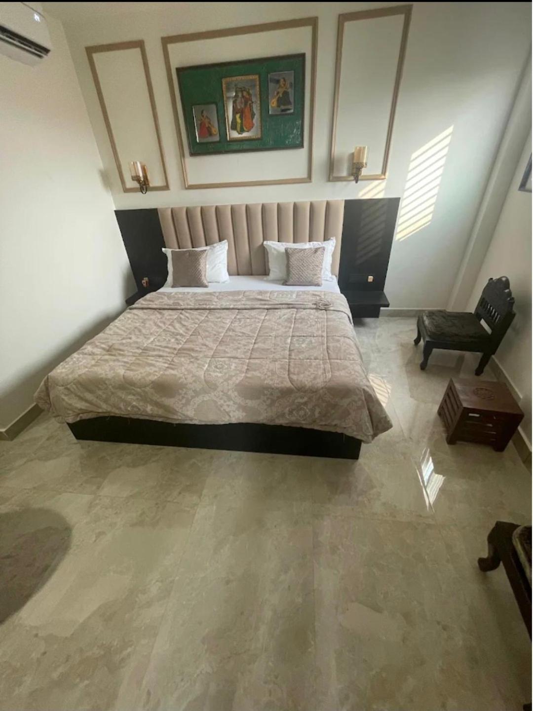 Khas Mahal Homestay Agra  Buitenkant foto