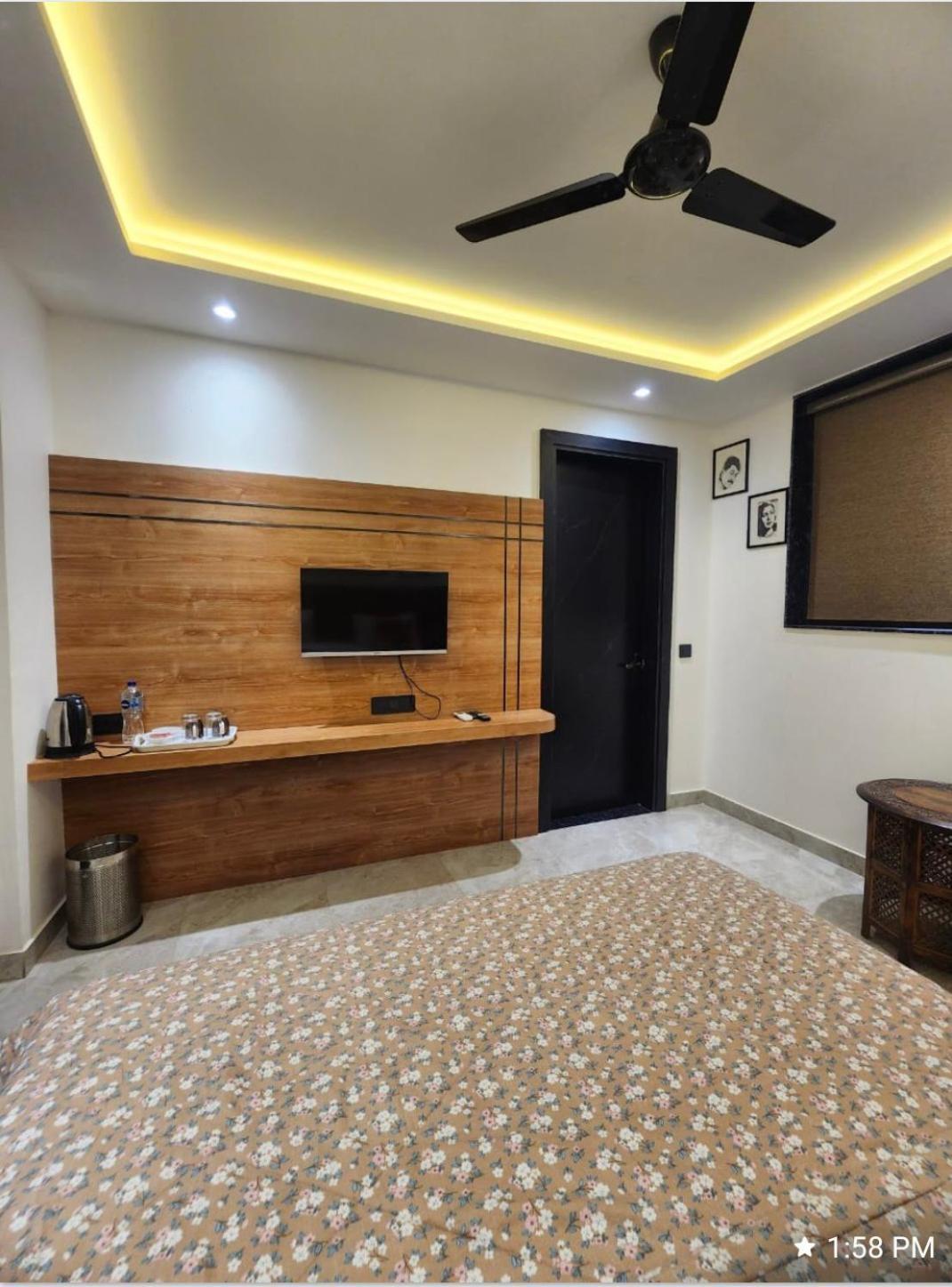 Khas Mahal Homestay Agra  Buitenkant foto