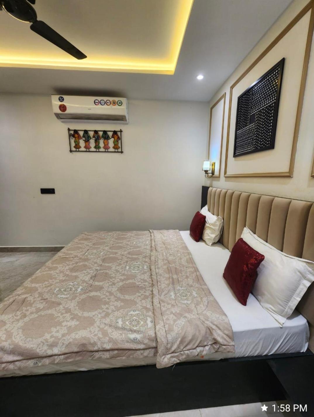 Khas Mahal Homestay Agra  Buitenkant foto