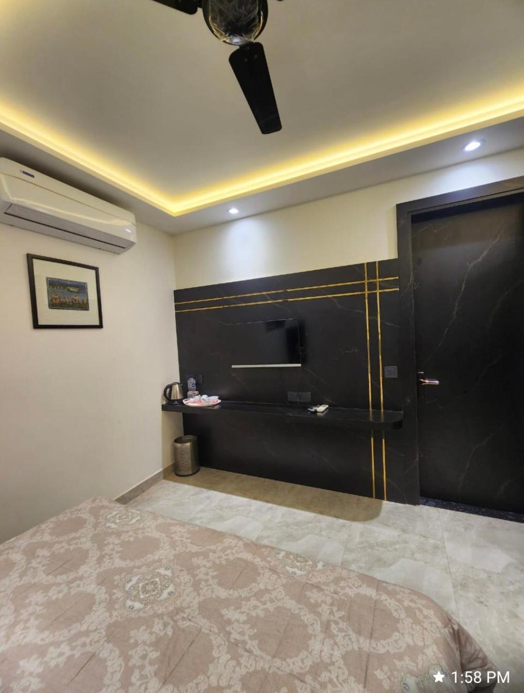 Khas Mahal Homestay Agra  Buitenkant foto
